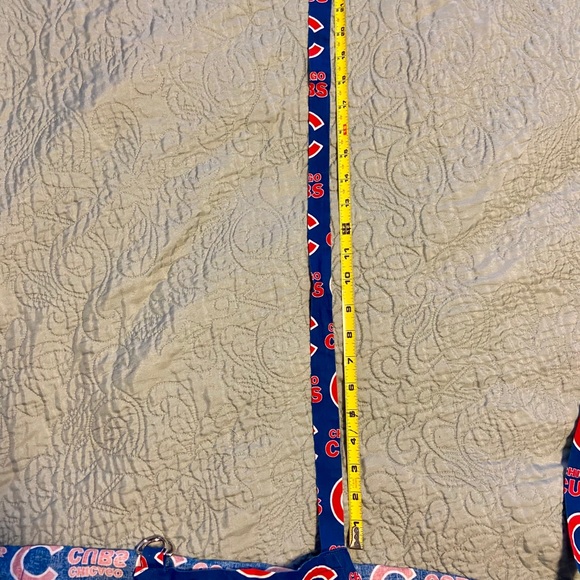 Chicago Cubs Apron - Like New - SOLD - Picture 7 of 12